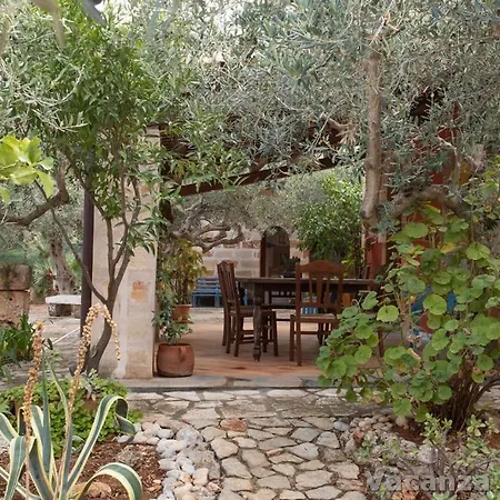 Casale Domenica Villa Castelluzzo