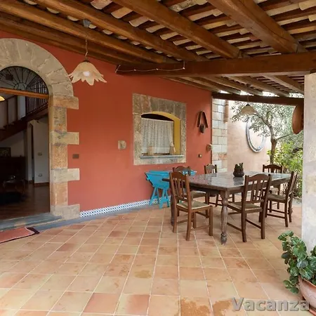 Casale Domenica * Castelluzzo
